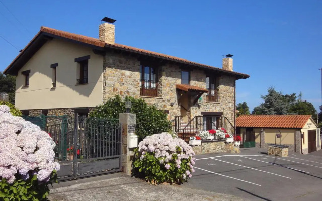 Apartamentos Rurales Villa de Saín