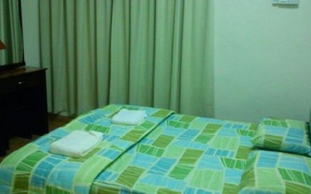 YYK 1Borneo Condominium