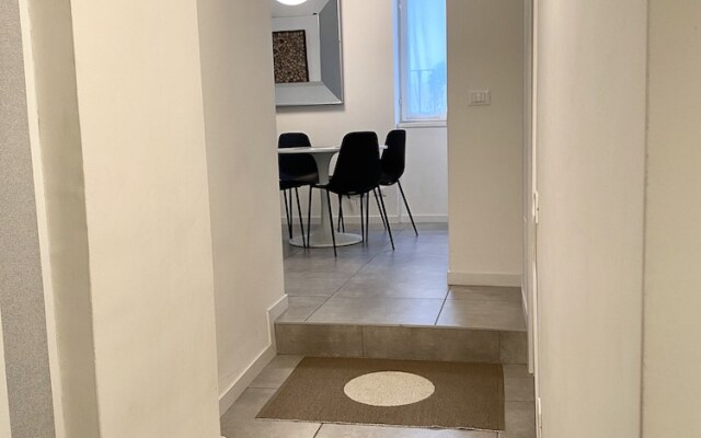 Fashion Elvira House 2