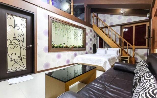Noblesse Motel