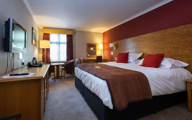 St. Pancras London, Autograph Collection ®