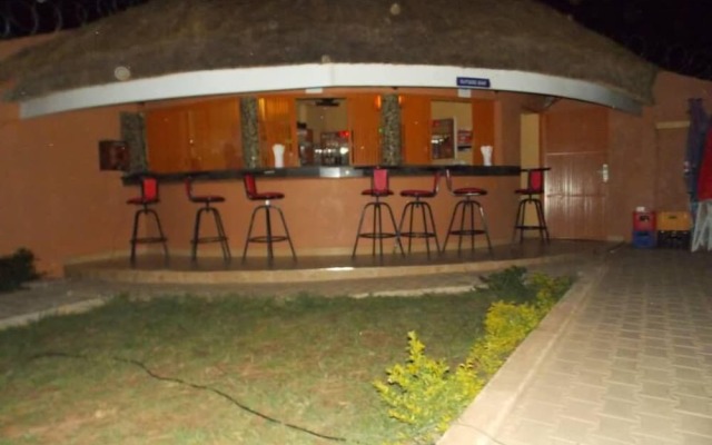 Prime Rose Hotel