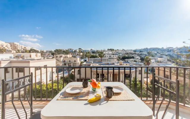 Merill Pool and Sea Charming Apart 4