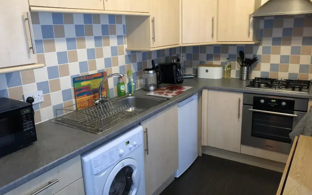 Super 2 Bedroom Flat near Dalkeith Town Center