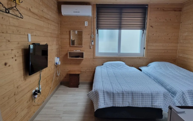 Odae Mountain Golden Light Pension