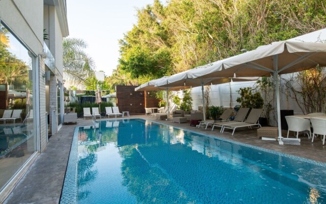 Alma Suites