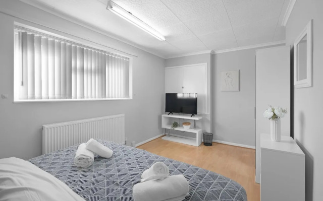 Keel Drive Modern 3 Bedroom Home