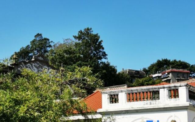 Gulangyu Shuxiang Manor Homestay (Sanqiutian Wharf Sunlight Rock Station)