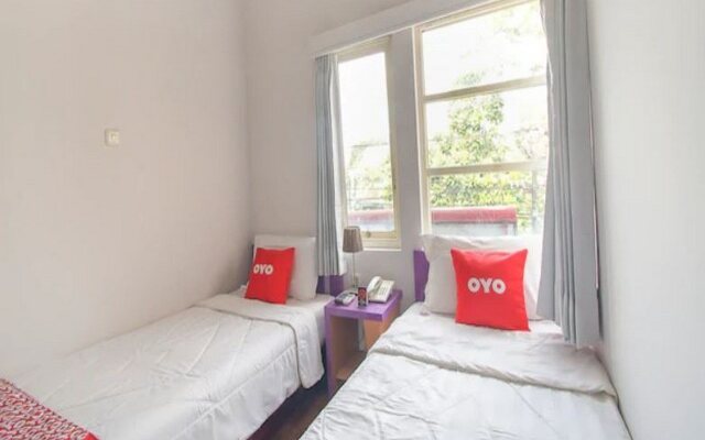 OYO 3808 Fif-fa Hotel Kauman