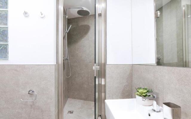 Luxury 3 Bedrooms Le Marais I by Livinparis