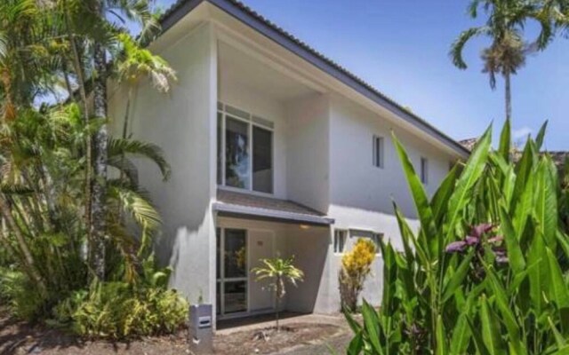 Villa Heliconia