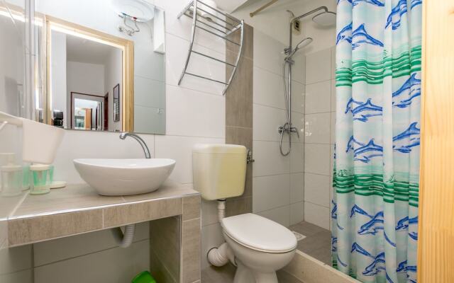 Apartments Garden by the sea