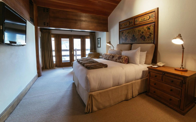 Stein Eriksen Lodge