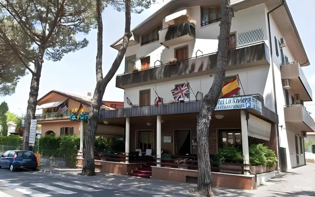 La Riviera