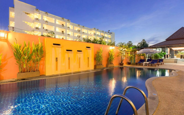 Kata Silver Sand Hotel