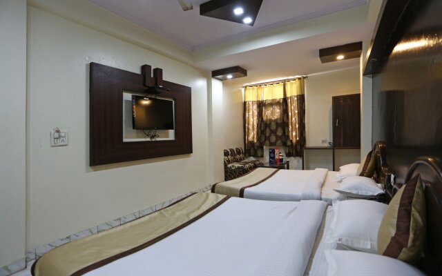 OYO 7634 Hotel Delhi Continental