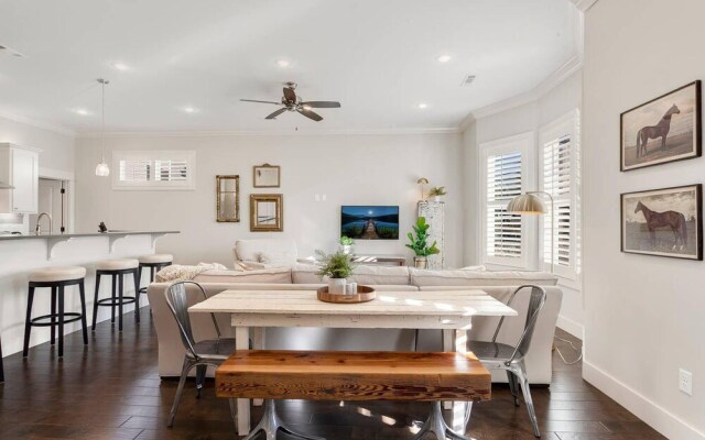 Harribo Townhome - Walk Everywhere - Downtown Fay