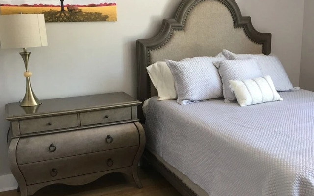 The Hotel at Huntington Square