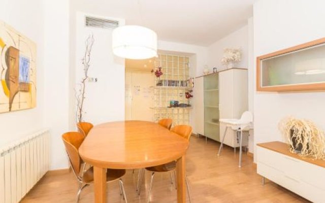Apartment Guell