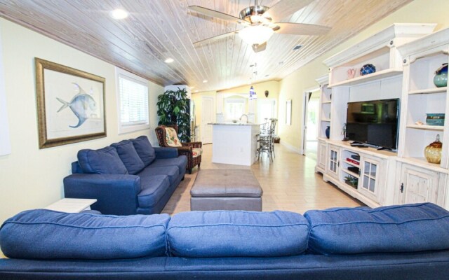 Bean Point Bungalow by AMI Locals