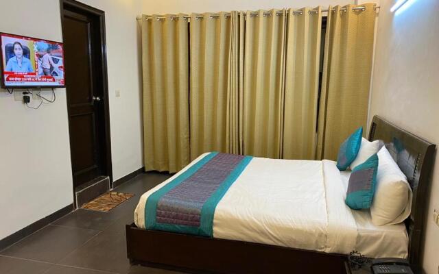 Hotel Delhi Airport Plaza IGI Airport