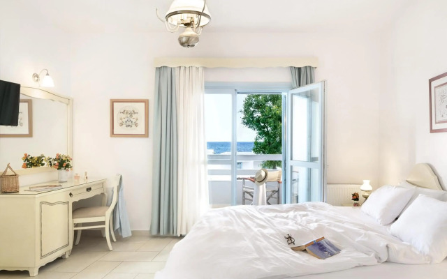 Perigiali Hotel