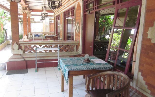 Lestari Homestay