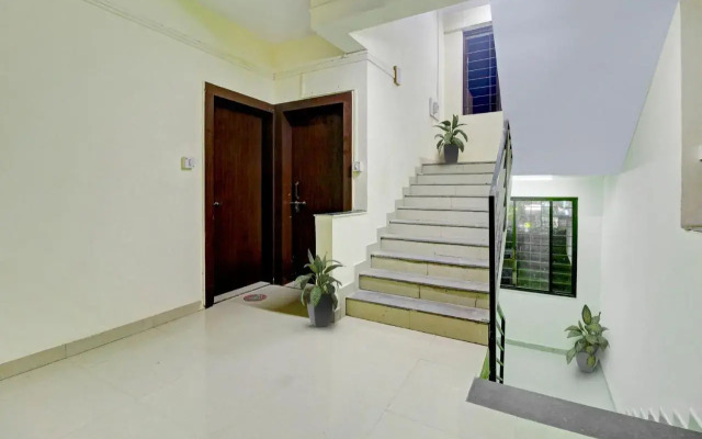 OYO Flagship 80642 Sai Executive Lodging