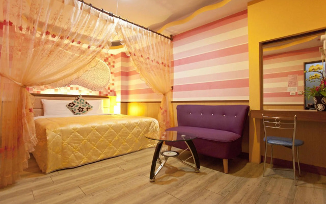 Bashi Channel Vacation B & B