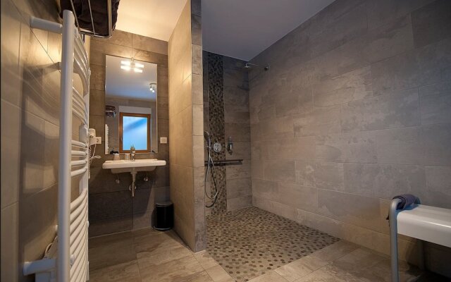 Hotel aux Deux Clefs