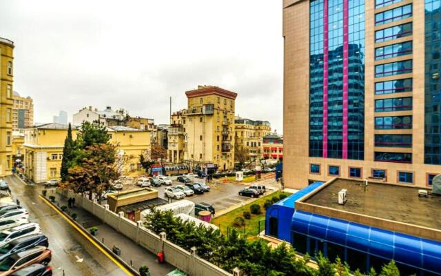 7 Bedroom Apartment on LEYLEK - Nİzami st.