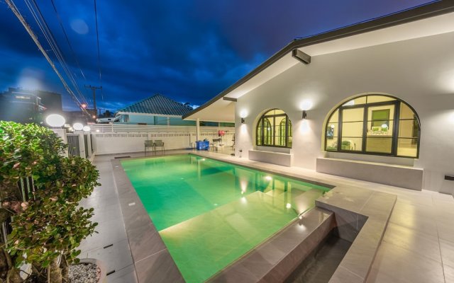 The 38 Pool Villas Pattaya