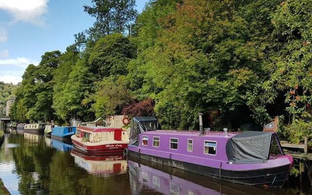Spacious Riverside Home, 3 Bedrooms, Hebden Bridge