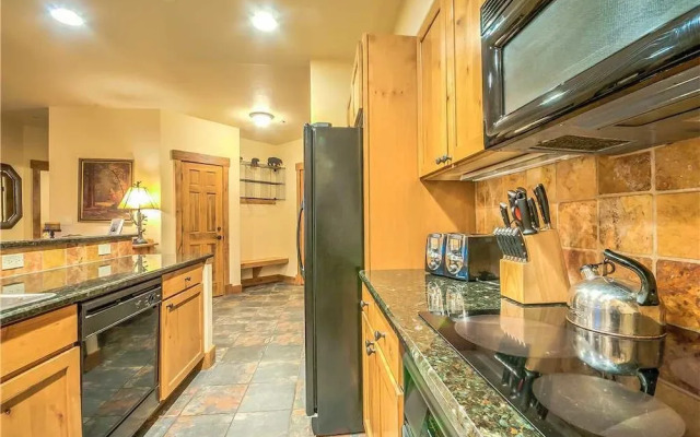 3105 Champagne Lodge,Trappeurs