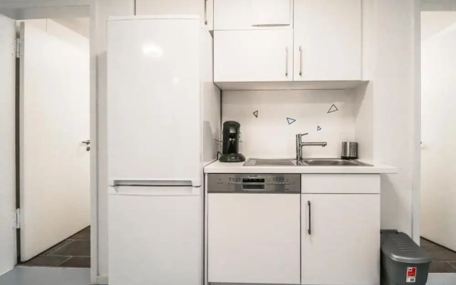 Private hostel room - City Center 1C