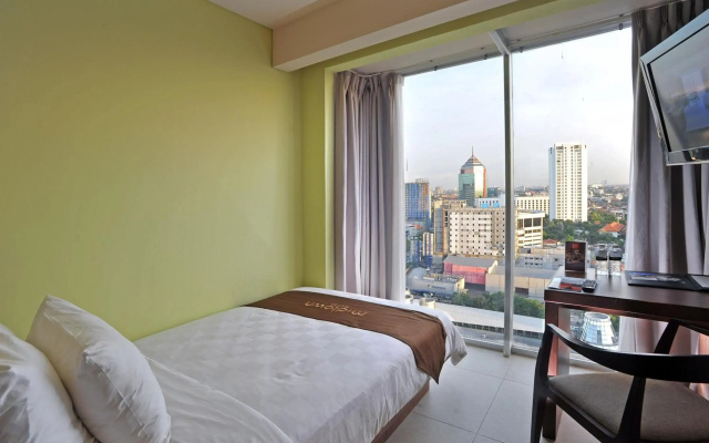 Midtown Hotel