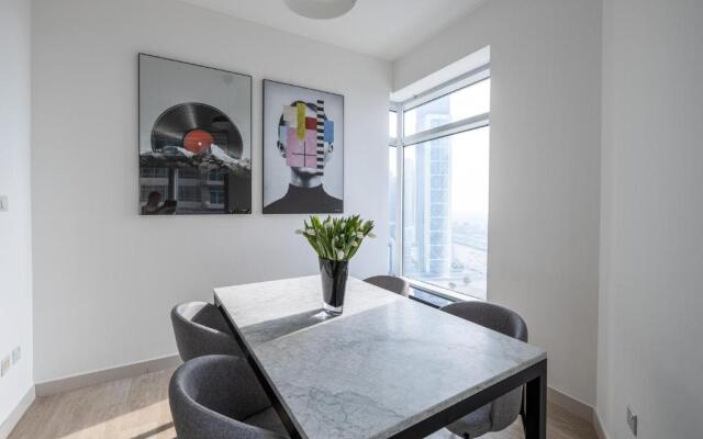 Homesgetaway - Lovely 1BR Bellevue Tower