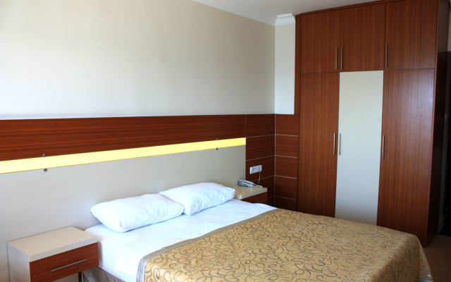 Hotel Mendos 