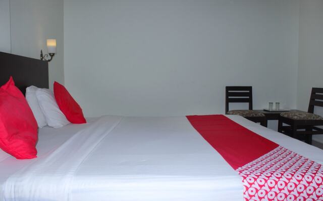 OYO 19614 Kallarackal Residency
