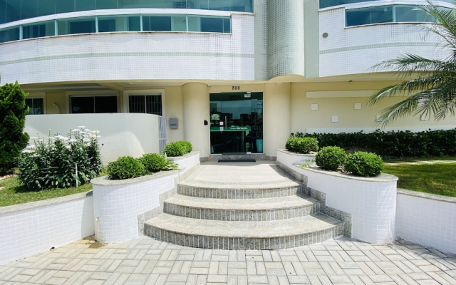 919 - Apartamento 3 quartos s uma suíte