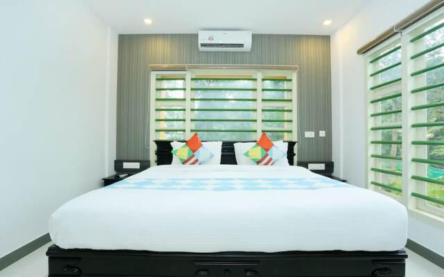 OYO 16342 Home Luxurious 2BHK Wayanad