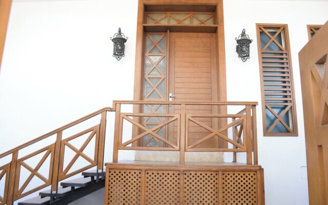 Palm Abhur Villa
