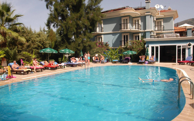 Antas Deluxe Apartments