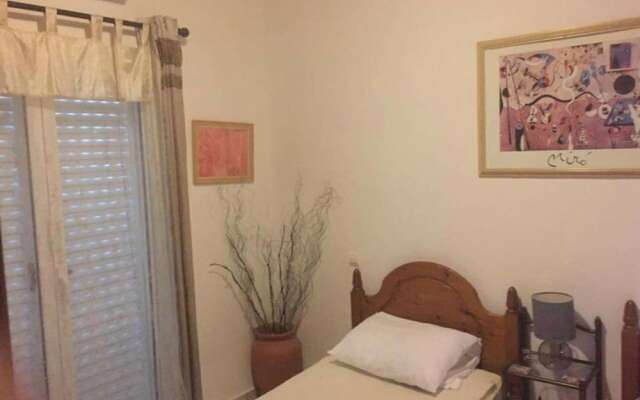 Beautiful 2-Bed Villa in Zakynthos