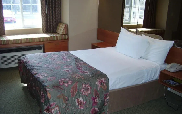 Microtel Inn & Suites By Wyndham Parry Sound