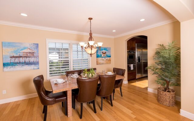 331ngran 4 Bedroom Home