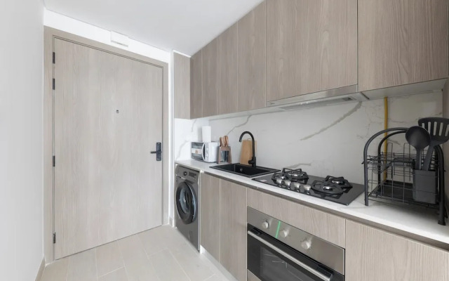 Shining studio in Laya Heights