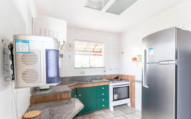 GB40 Casa 4 Suítes a 200m da Praia - Guarajuba