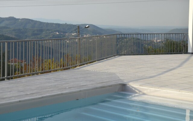 House With 5 Bedrooms in Vila Nova de Poiares, With Wonderful Mountain