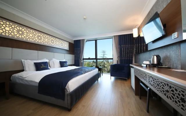 Bm Hotel City